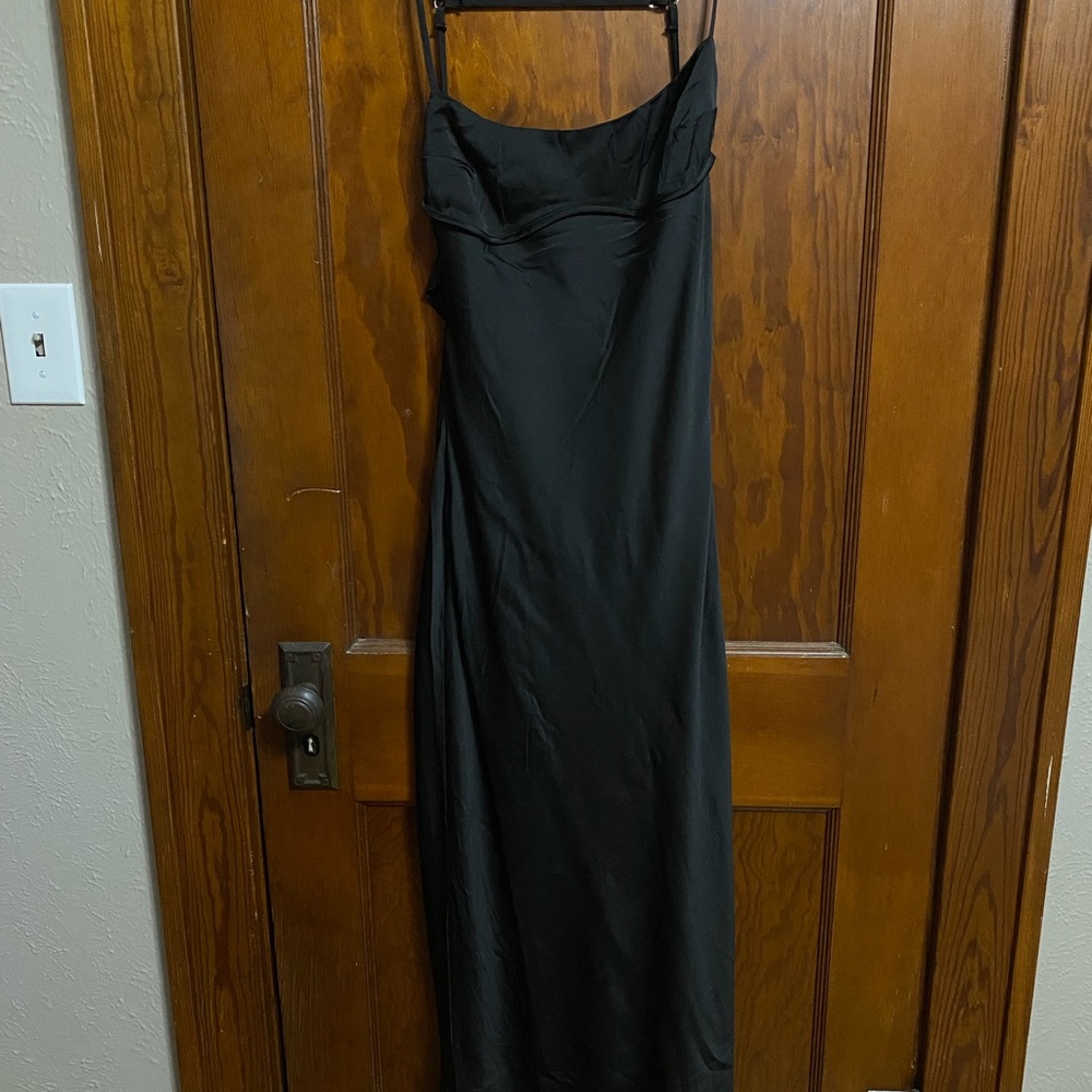 Elegant Black Evening Dress